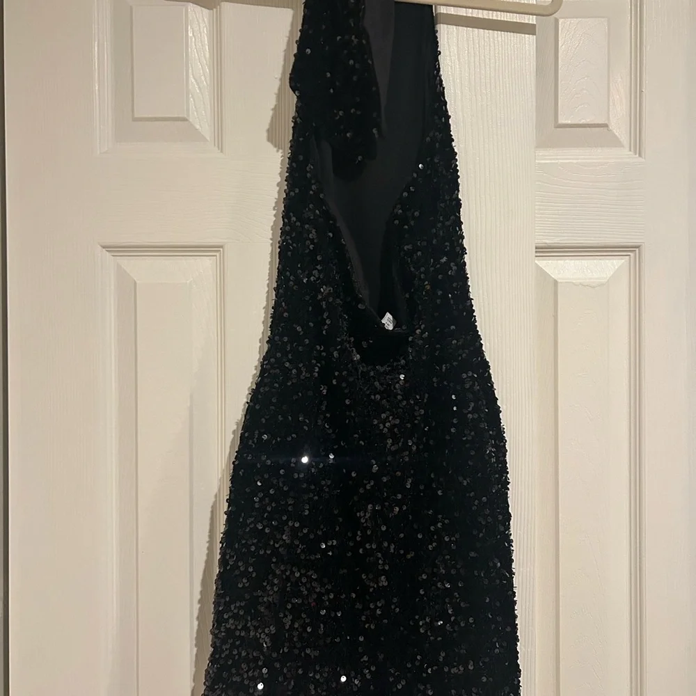 Topshop Elegant Black Sequin Dress open back size small (4) - Picture 4 of 5